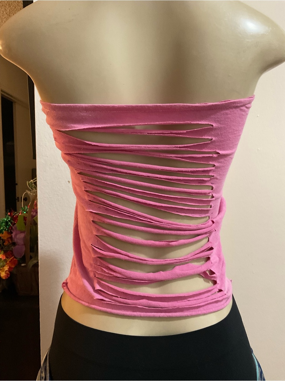 Hello Kitty women’s Pink Strapless Cutout Back Tube Top size s